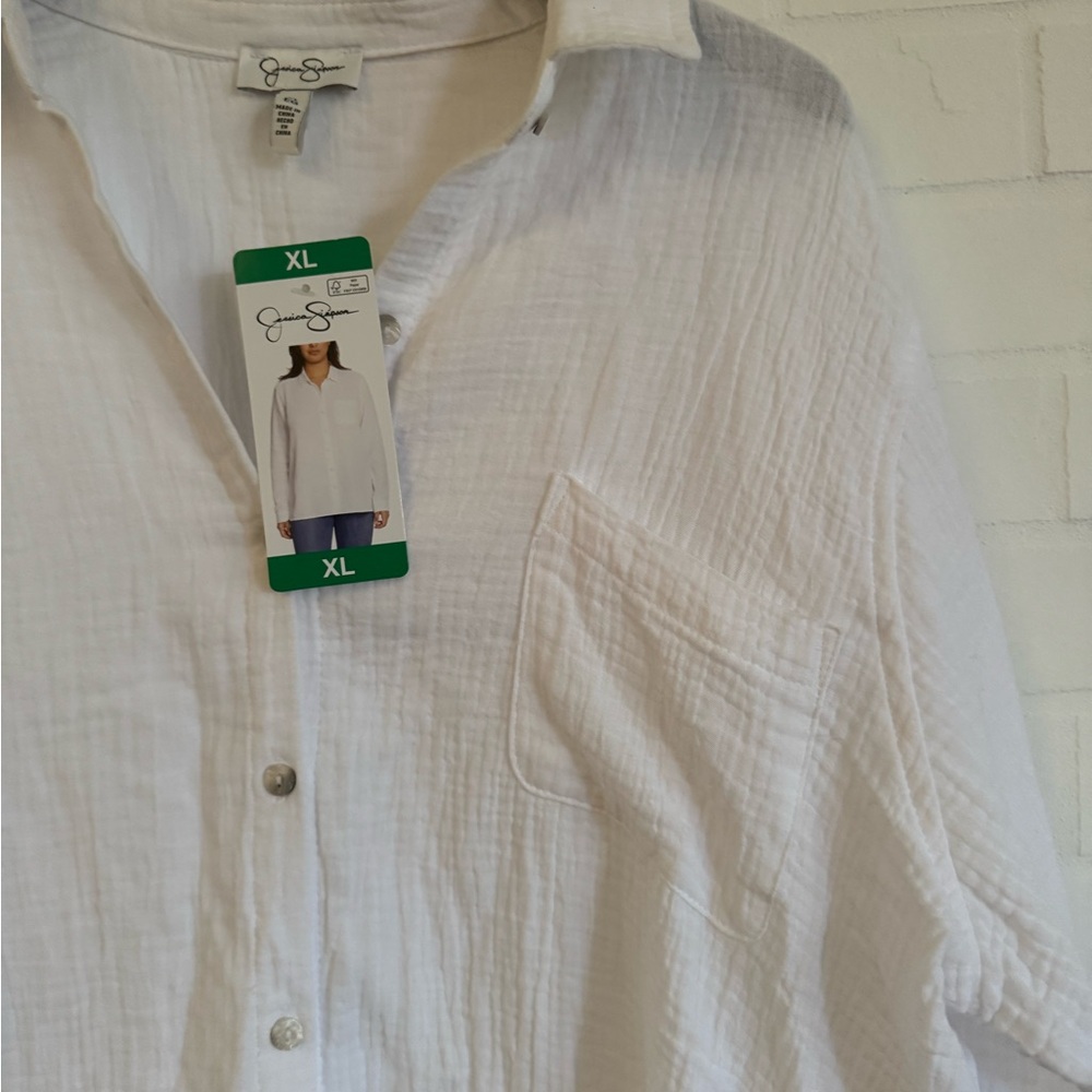 NWT Jessica Simpson Classic White Blouse - Picture 3 of 7